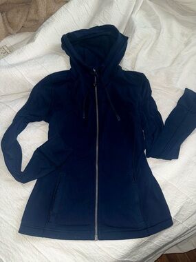 Lululemon hooded define NAVY and silver